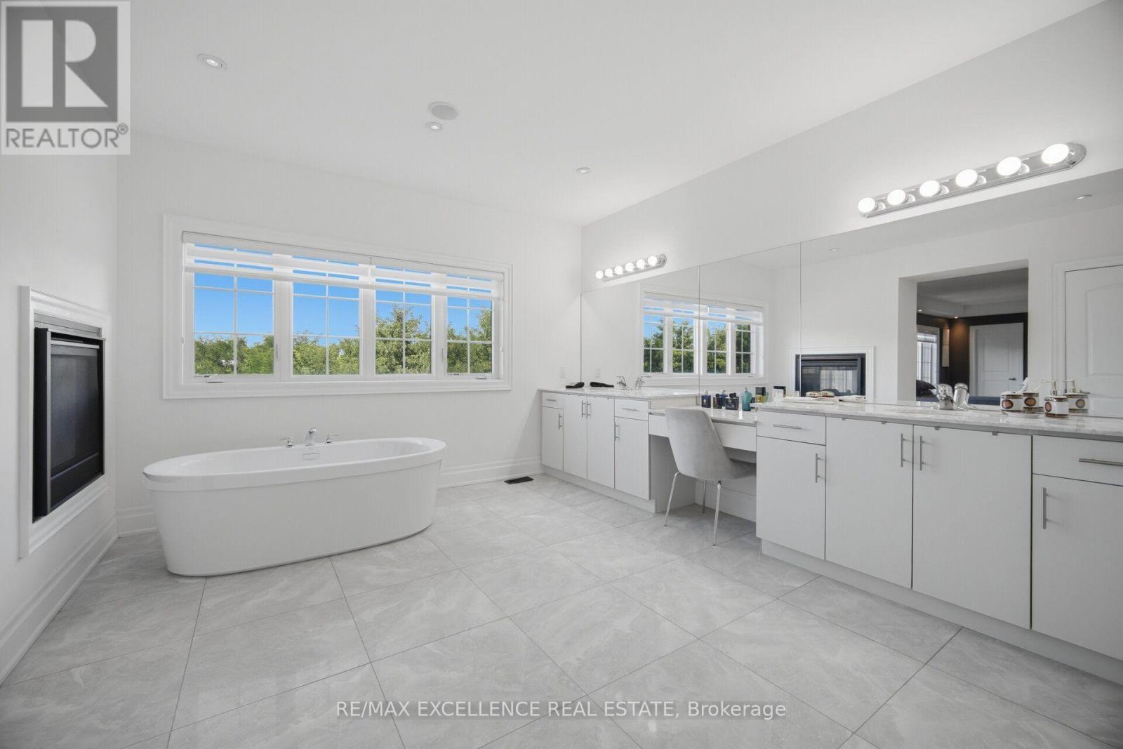 319 TORREY PINES ROAD - Image 28