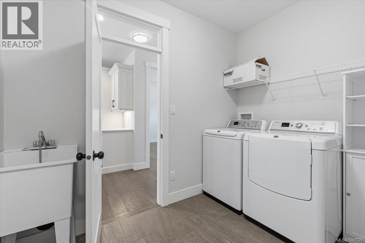 3825 Marjorie Way - 20