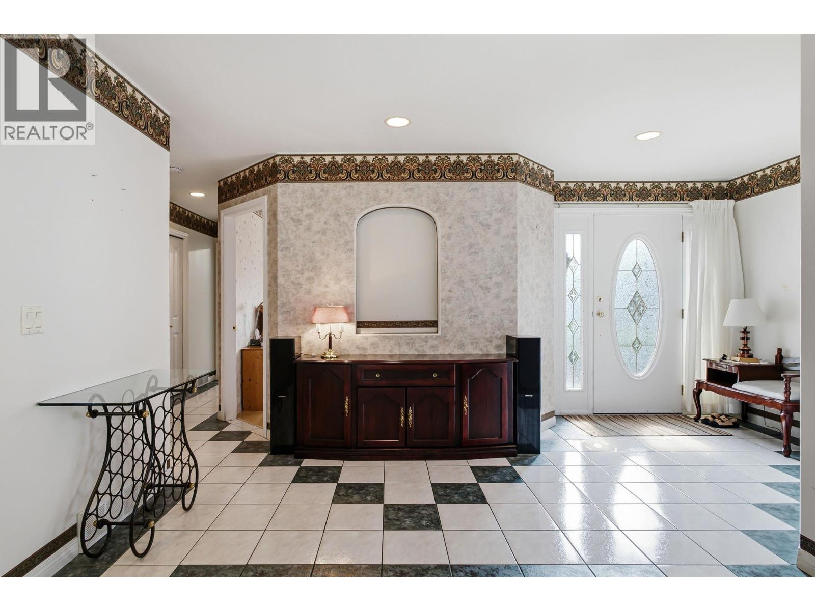 156 4074 Gellatly Road, West Kelowna