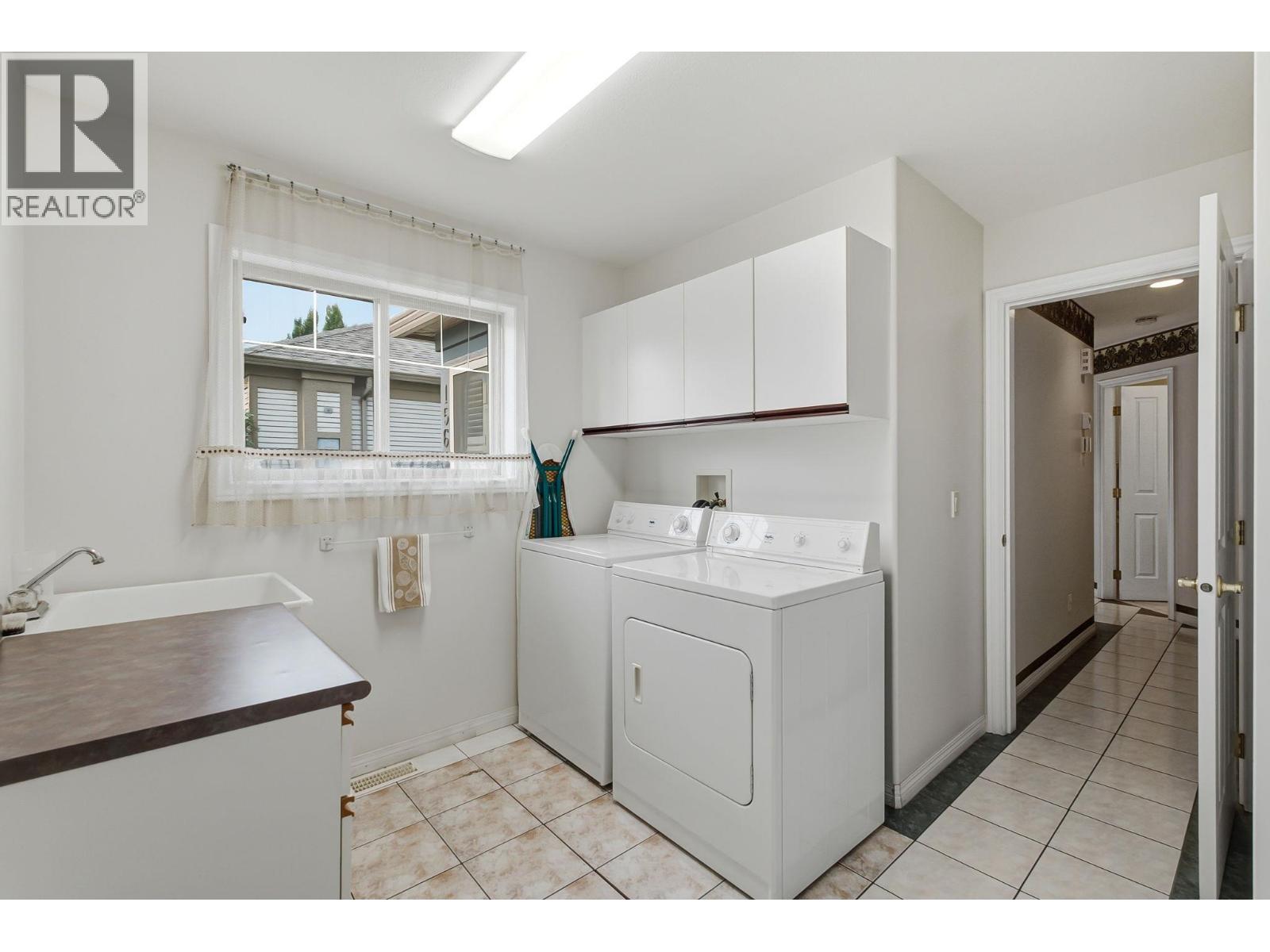 156 4074 Gellatly Road, West Kelowna
