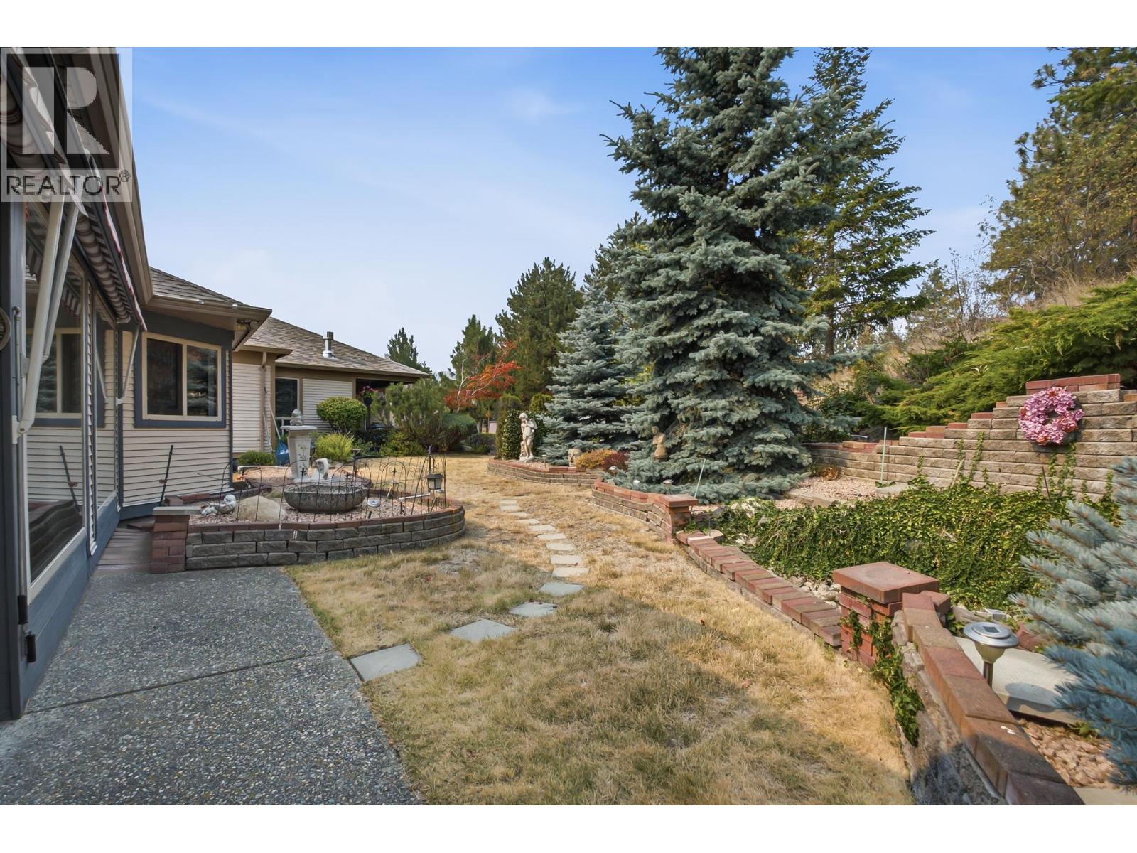 156 4074 Gellatly Road, West Kelowna