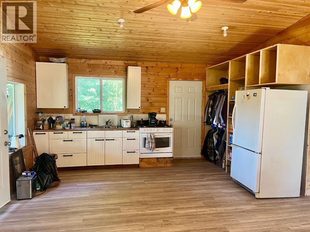 75033 Township Road 37-4 - Image 8