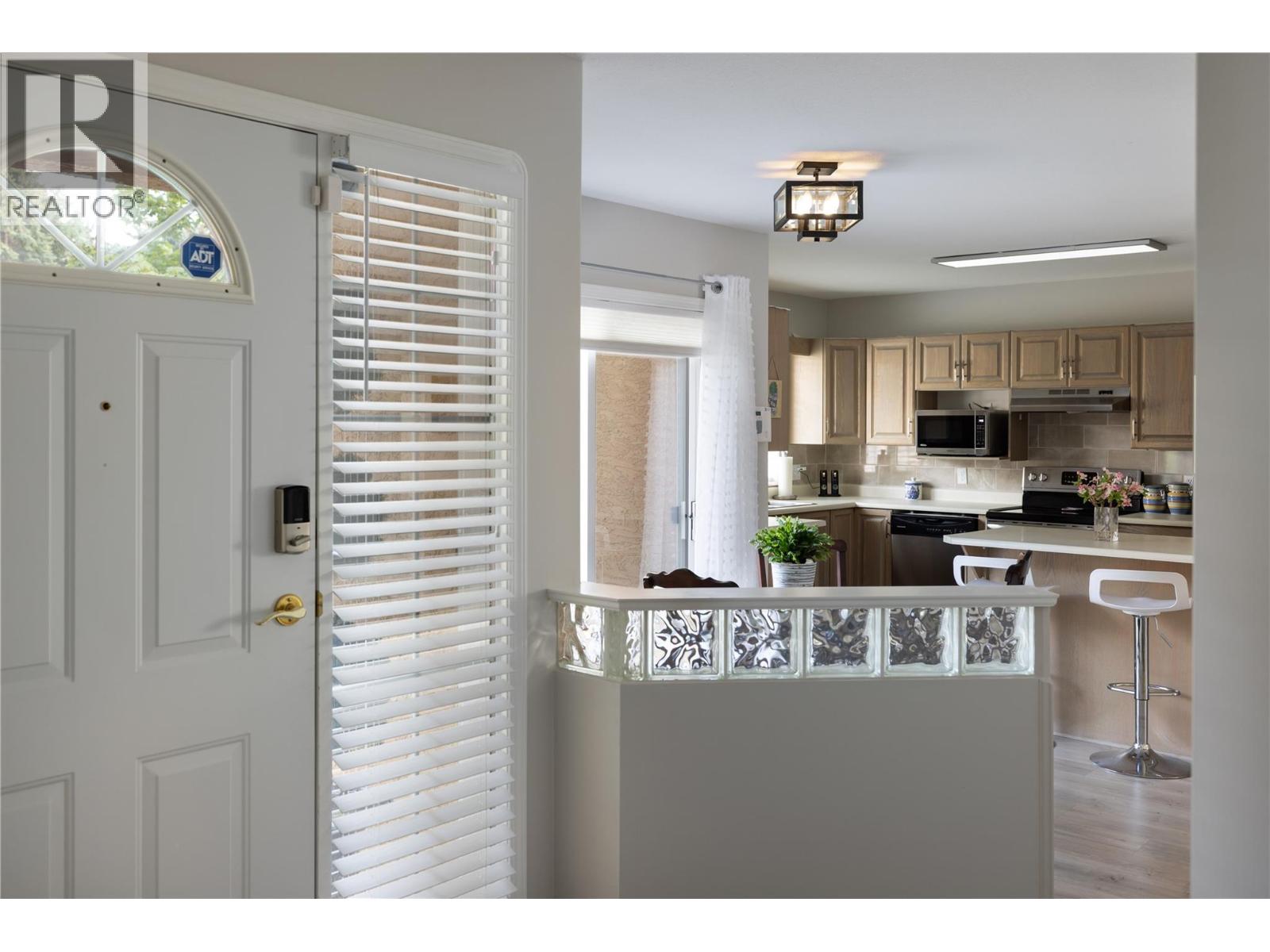 84 2210 Louie Drive, West Kelowna