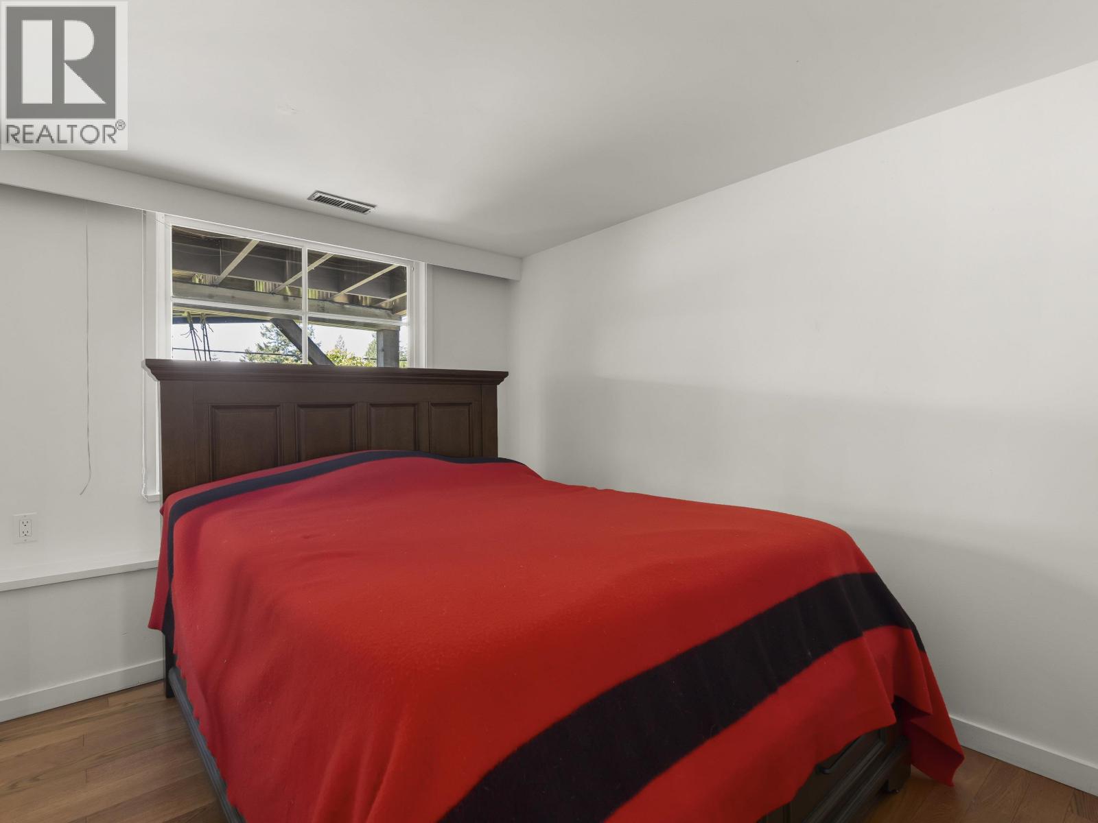 6248 WELLINGTON AVENUE, West Vancouver