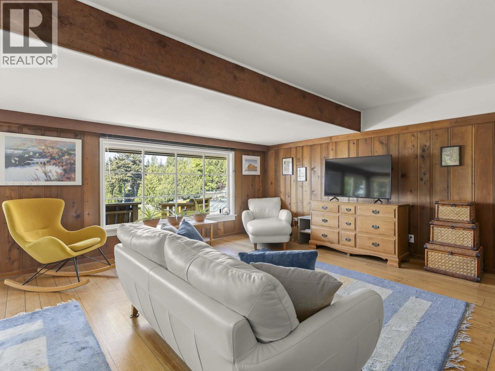 6248 WELLINGTON AVENUE, West Vancouver