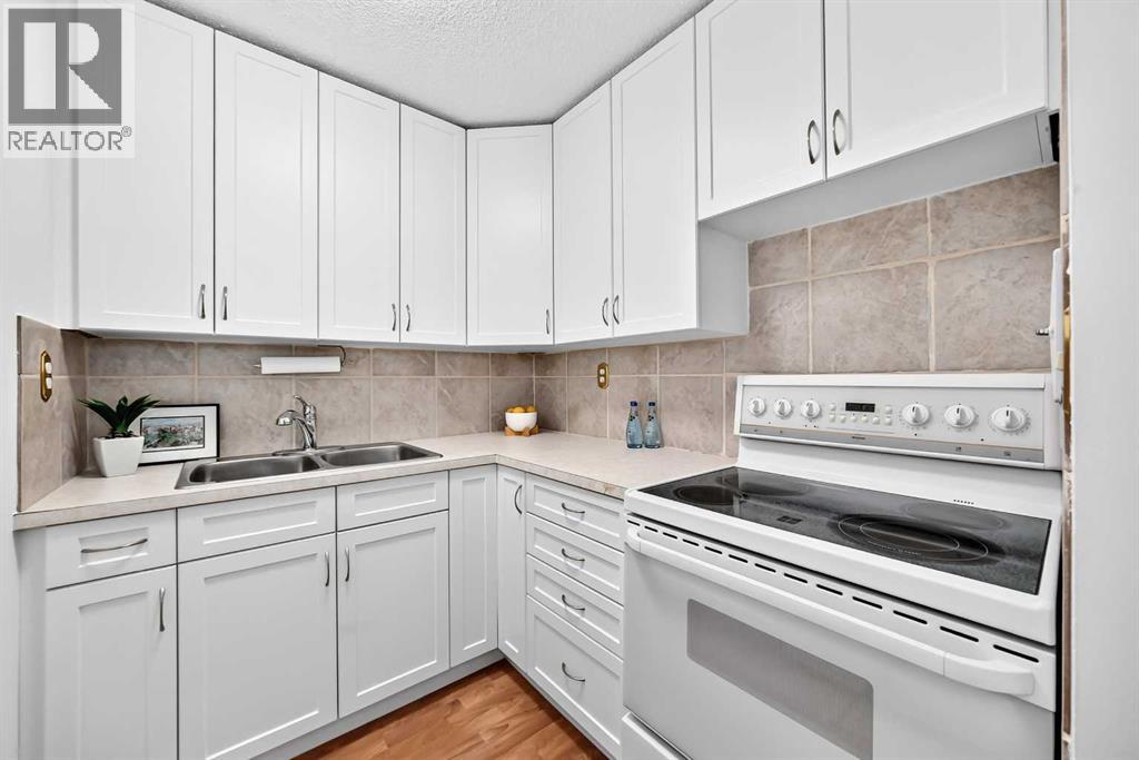 403, 11010 Bonaventure Drive SE photo 13