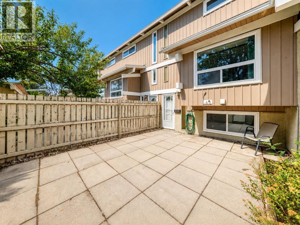 403, 11010 Bonaventure Drive SE photo 28