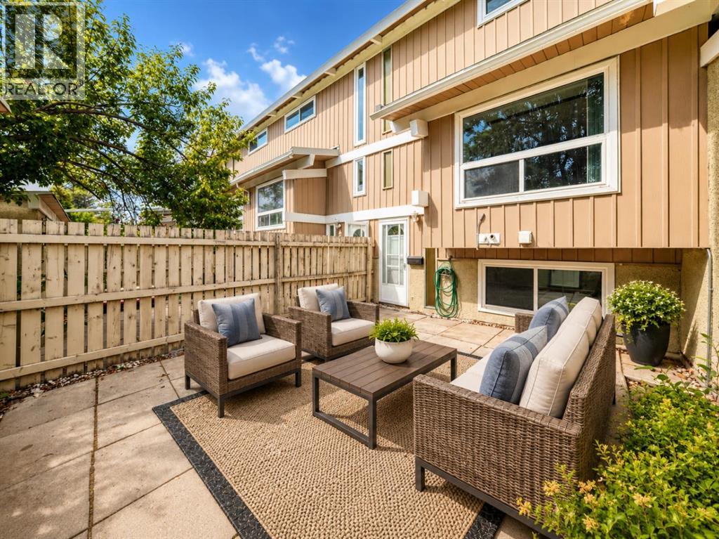 403, 11010 Bonaventure Drive SE photo 2