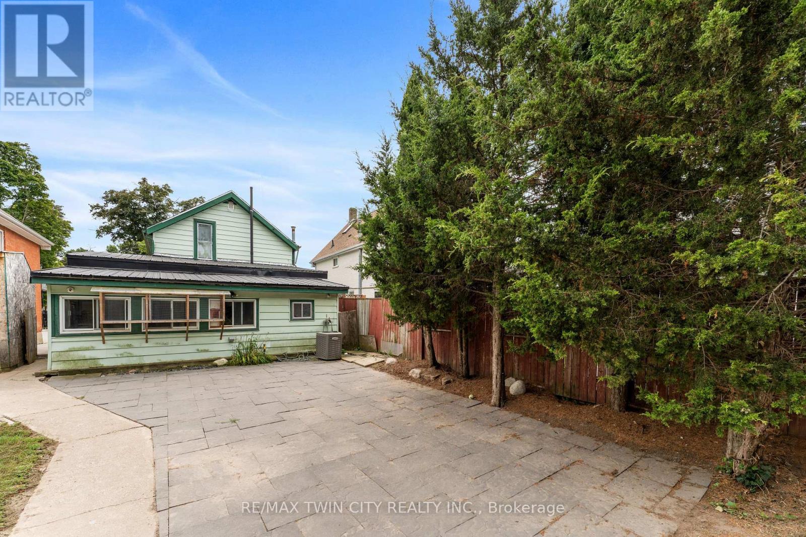 126 CAYUGA STREET - Image 10