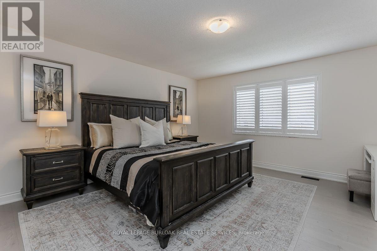 11 COOLEY GROVE - 29