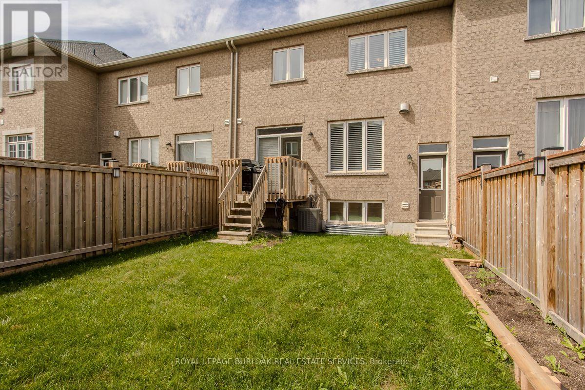 11 COOLEY GROVE - 9