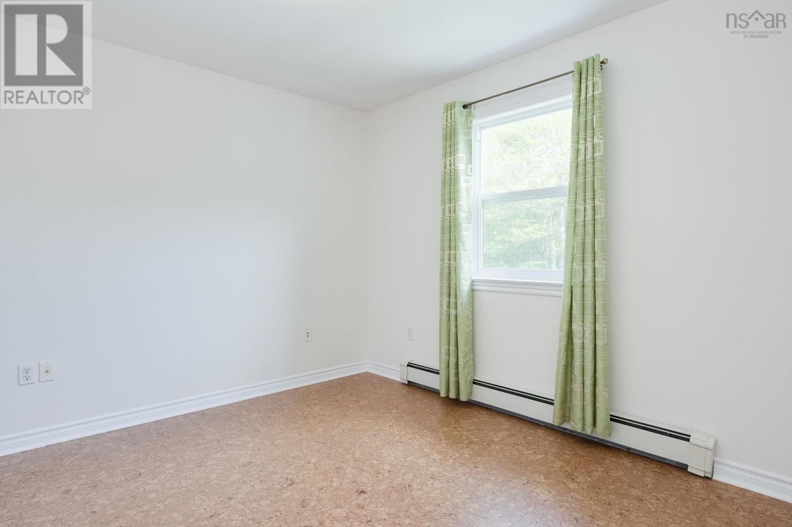 107 Lancaster Drive - Image 31