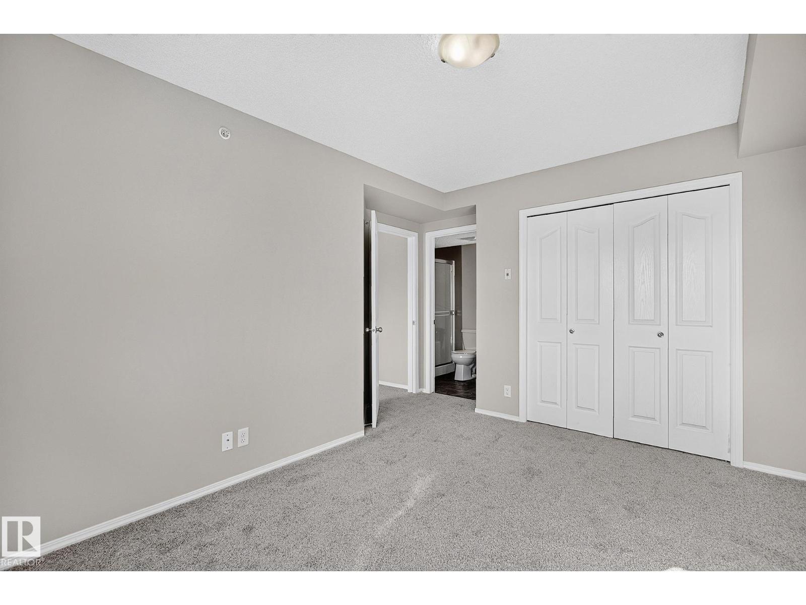 #417 12045 22 AV SW - 26
