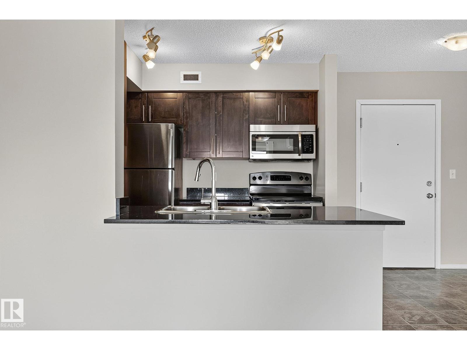 #417 12045 22 AV SW - Image 13