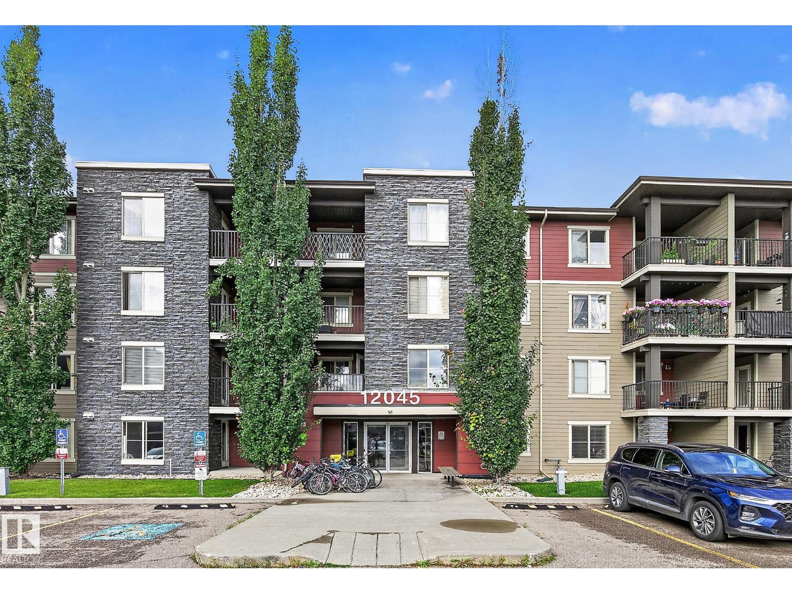 #417 12045 22 AV SW - Image 37