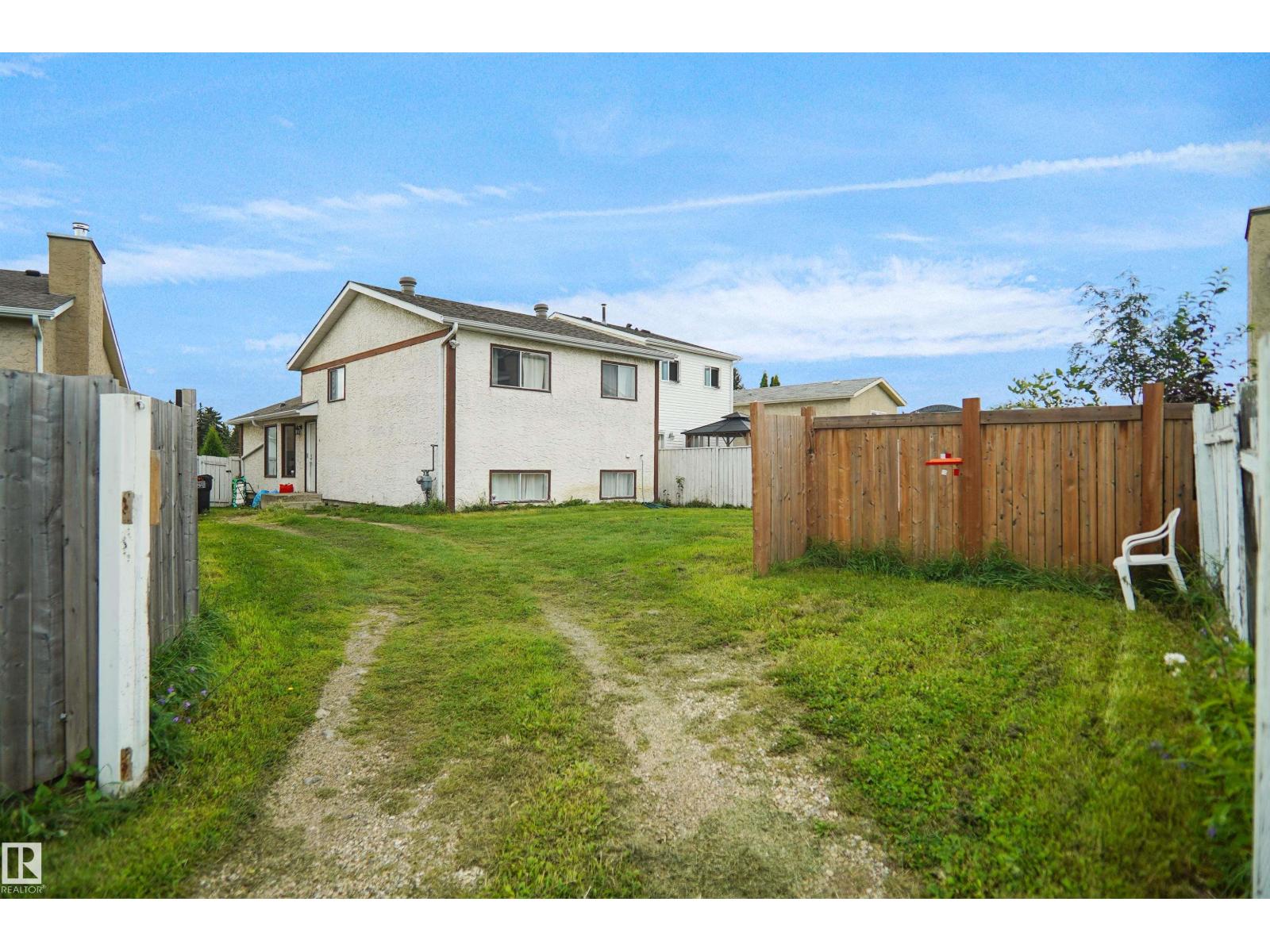 18322 71A AV NW - Image 44