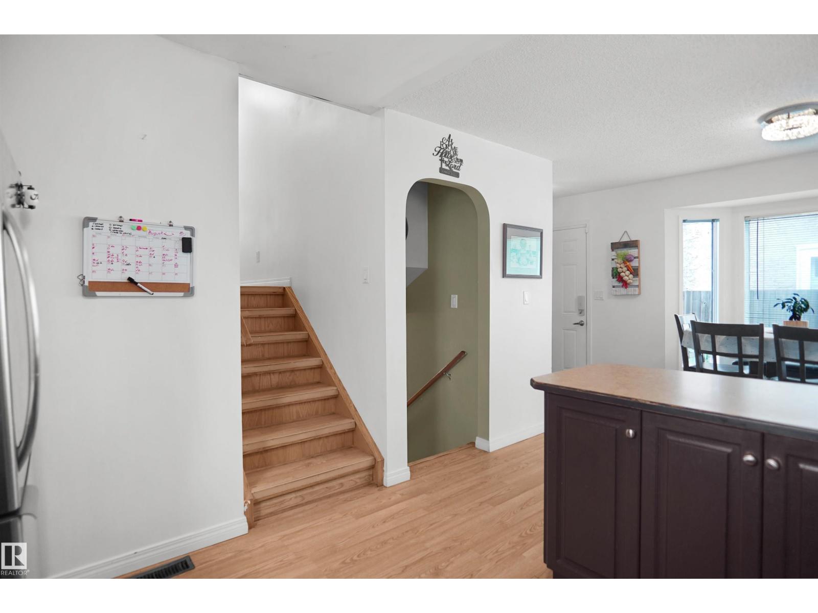 18322 71A AV NW - Image 17