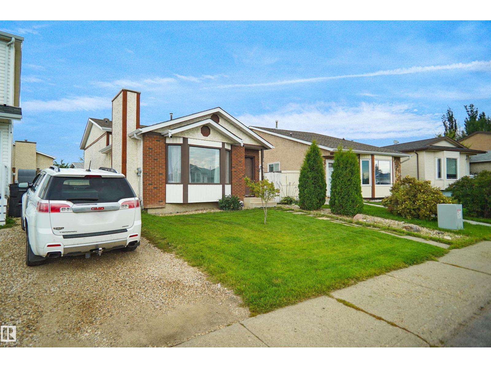 18322 71A AV NW - Image 3