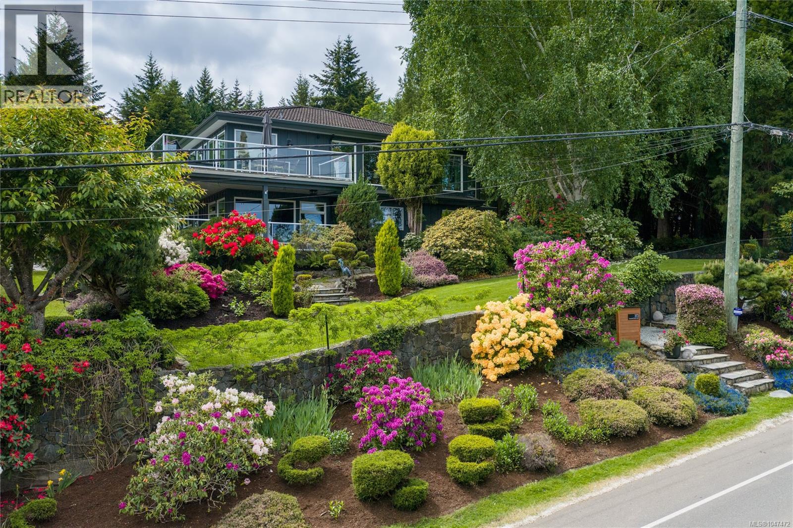 372 Crescent Rd W - 14