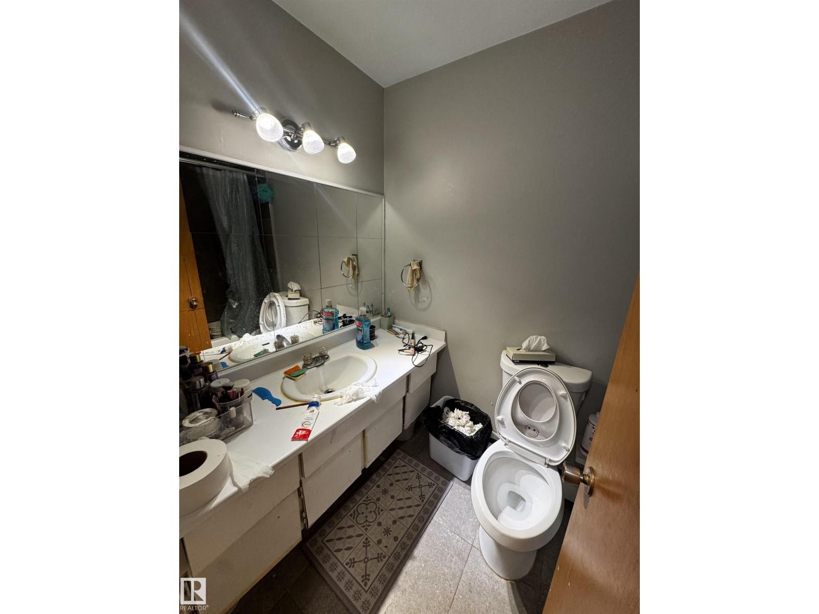 10013 153 ST NW - 29