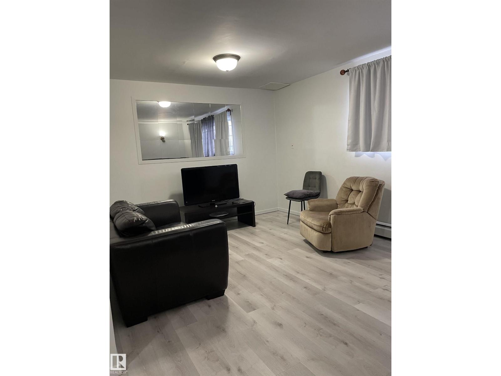 10013 153 ST NW - Image 57