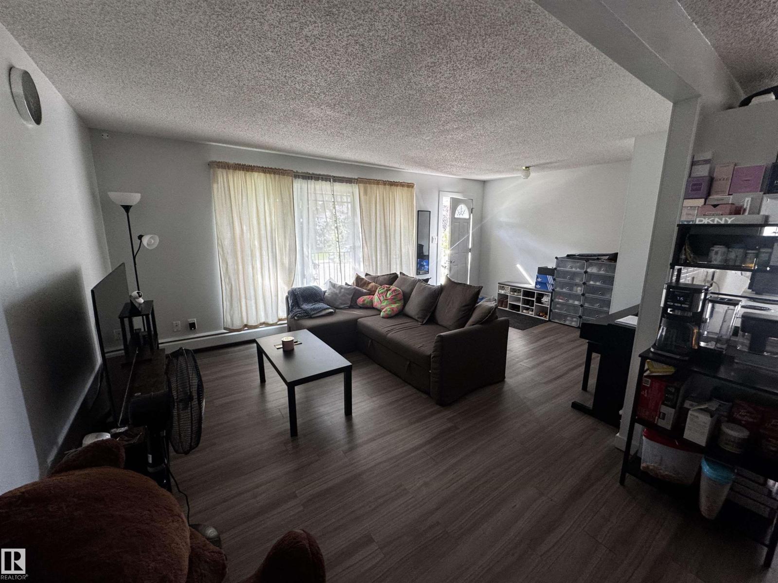 10013 153 ST NW - 36