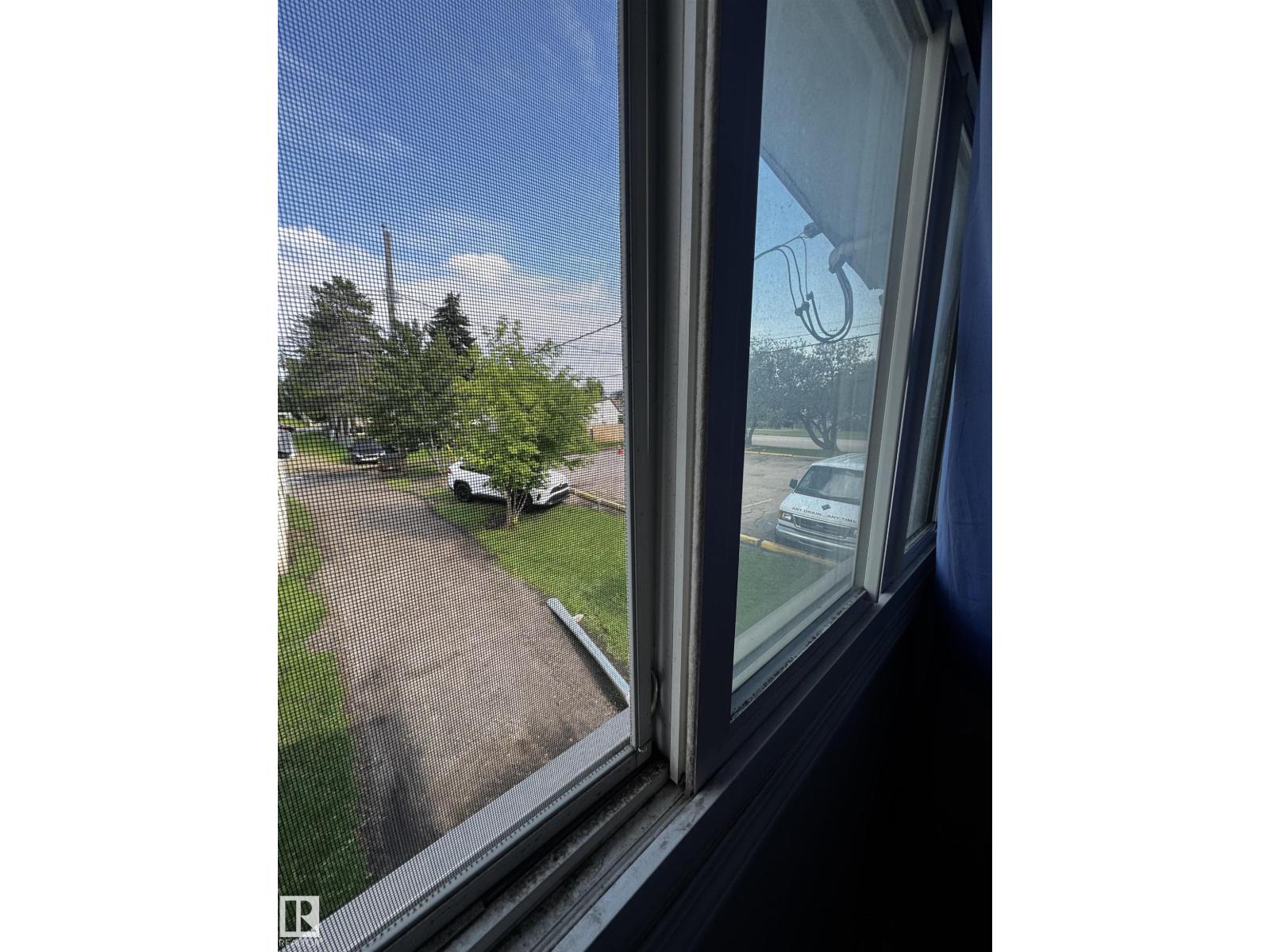 10013 153 ST NW - Image 33
