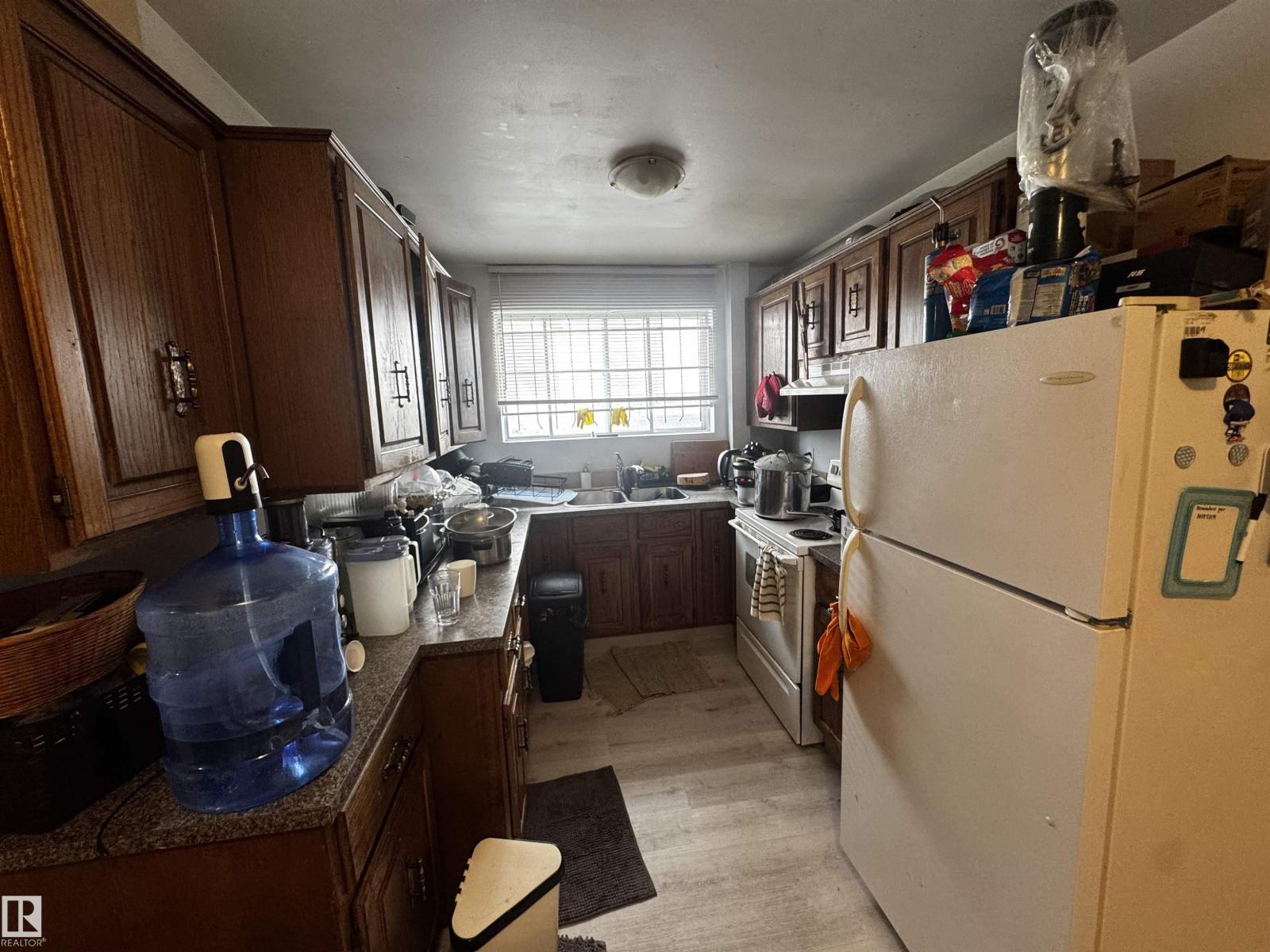 10013 153 ST NW - 47