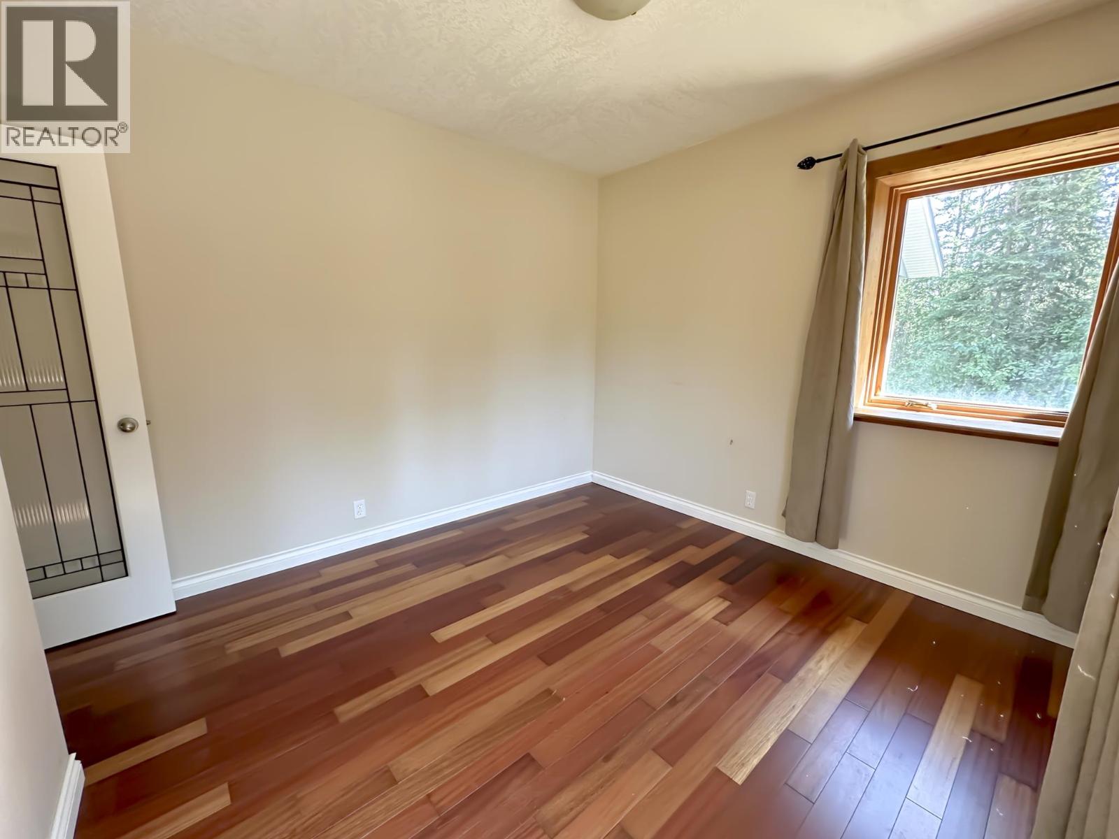 278 ROBIN ROAD, Fort St. James