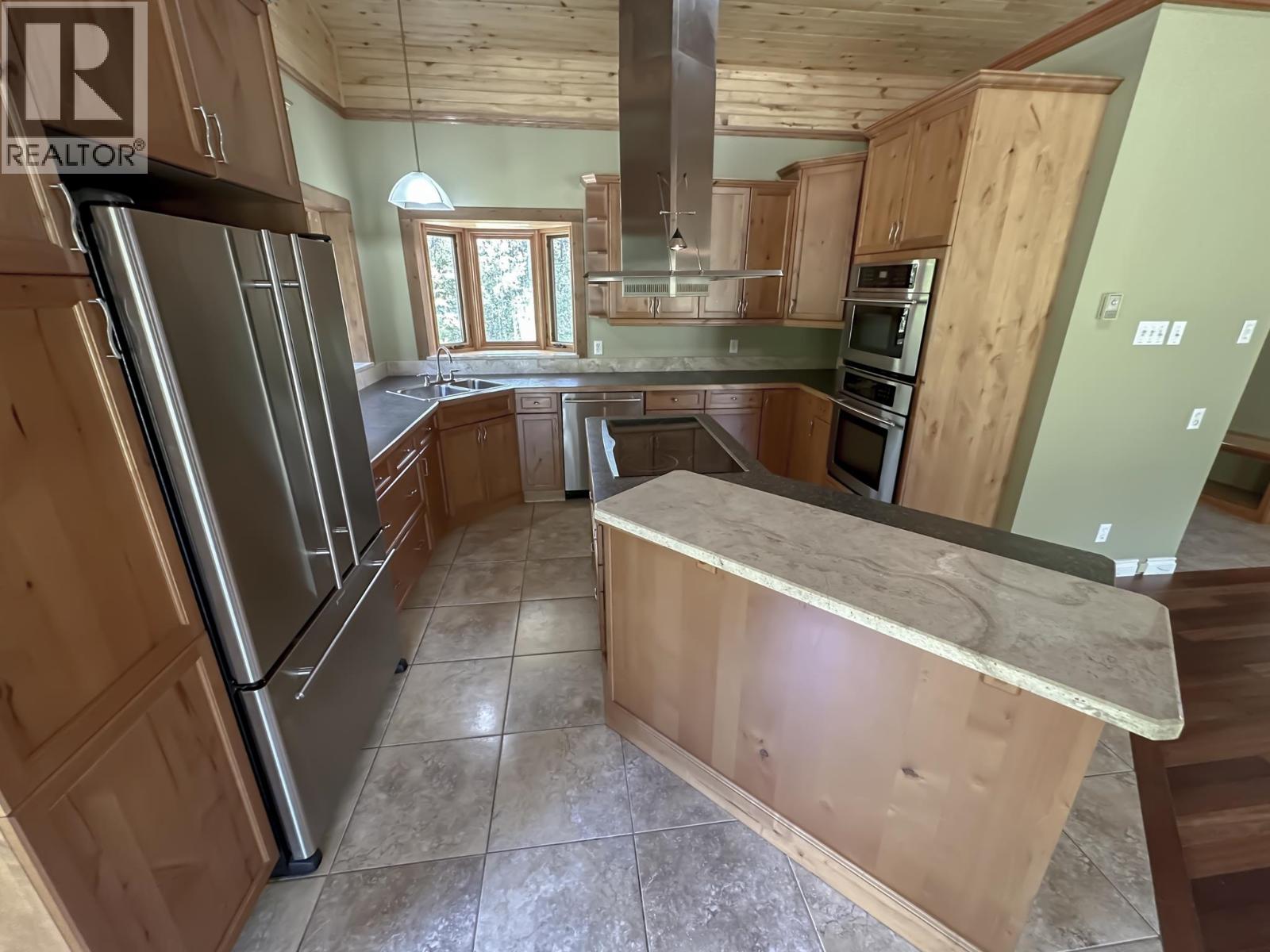 278 ROBIN ROAD, Fort St. James