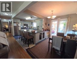 Kitchen - 144 Chamberlain Crescent, Tumbler Ridge, BC V0C2W0 Photo 13