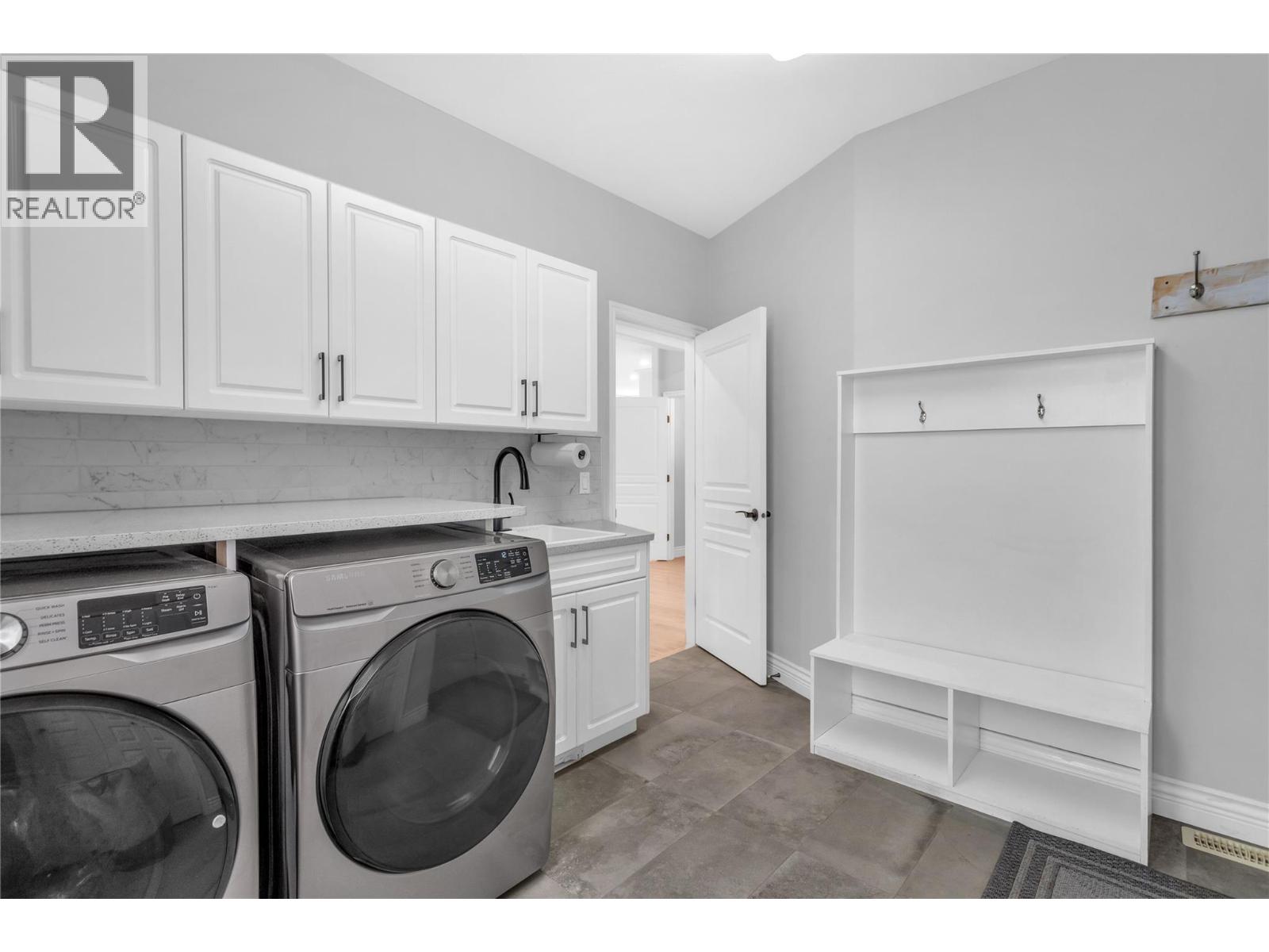  2177 Breckenridge Court, Kelowna