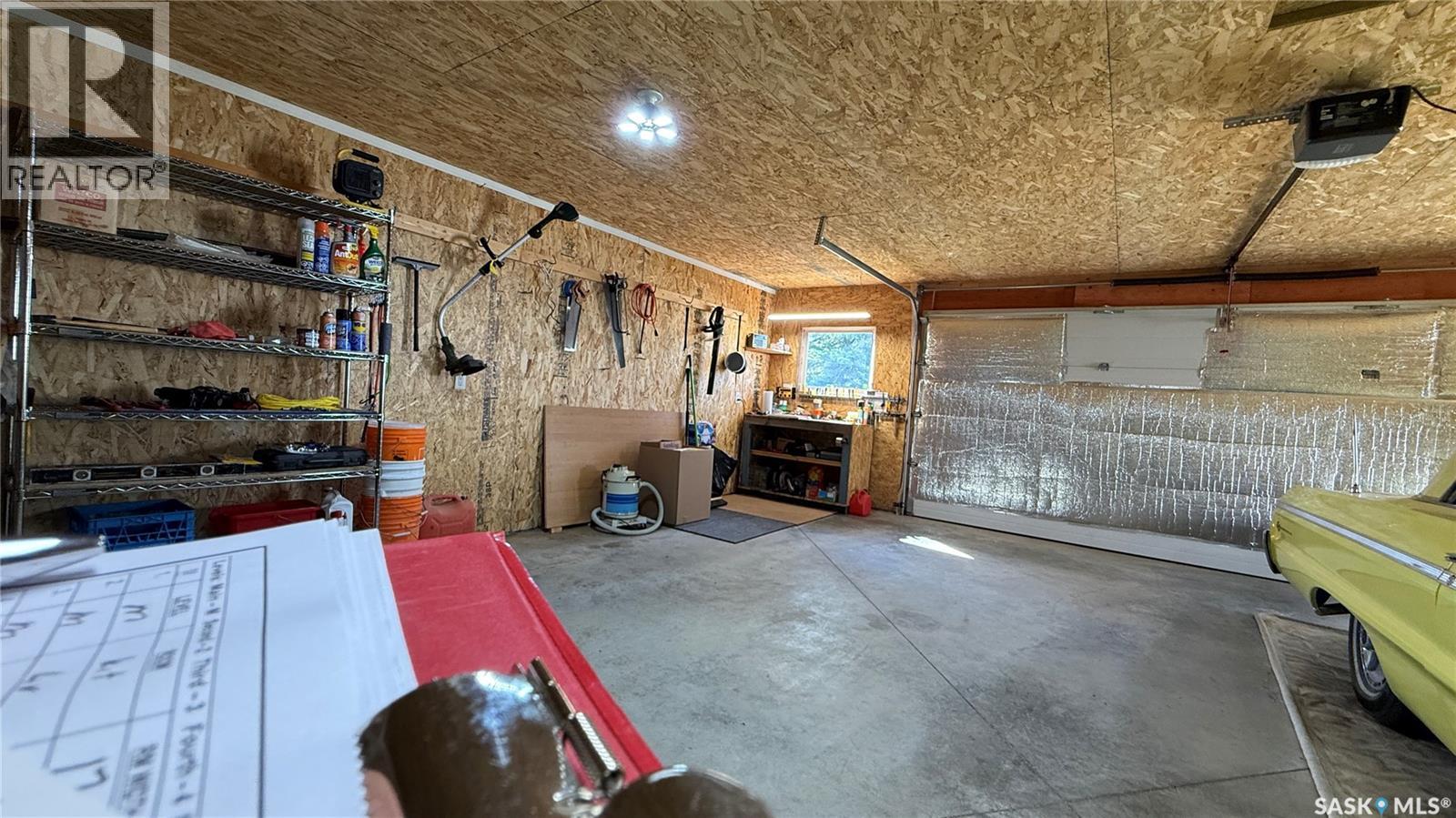 224 Hudek AVENUE W - 28