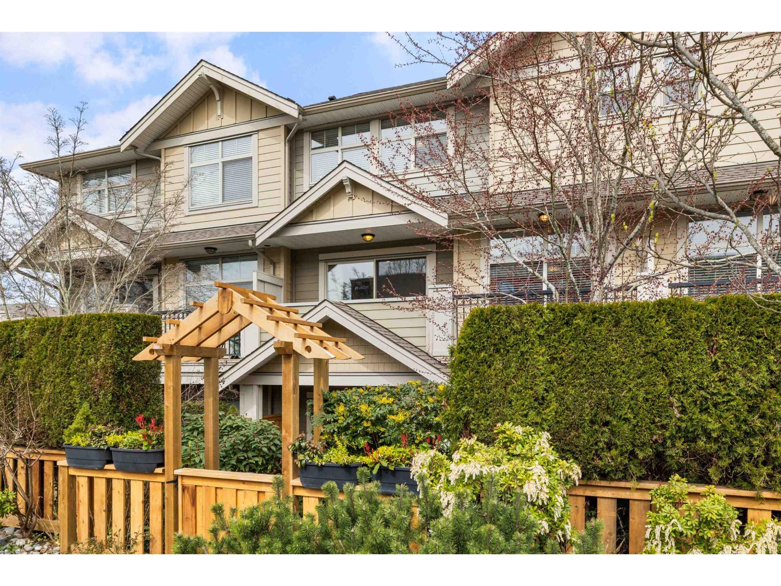 4 22225 50 AVENUE, Langley