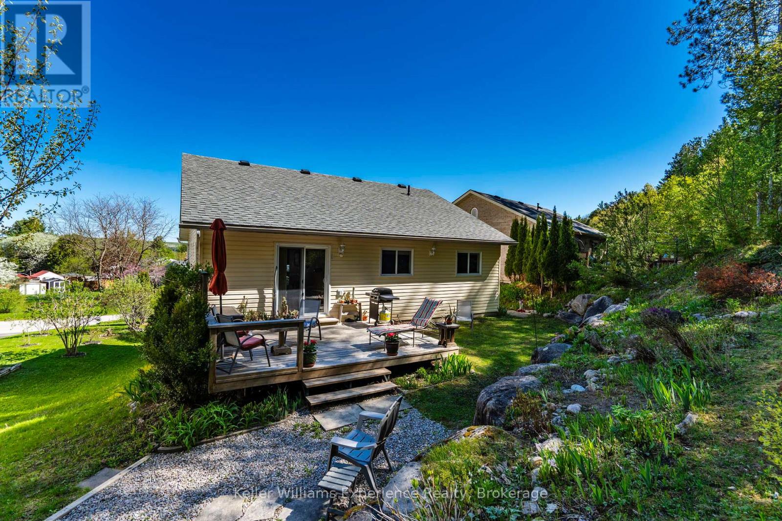 53 THERRIEN COURT - Image 18