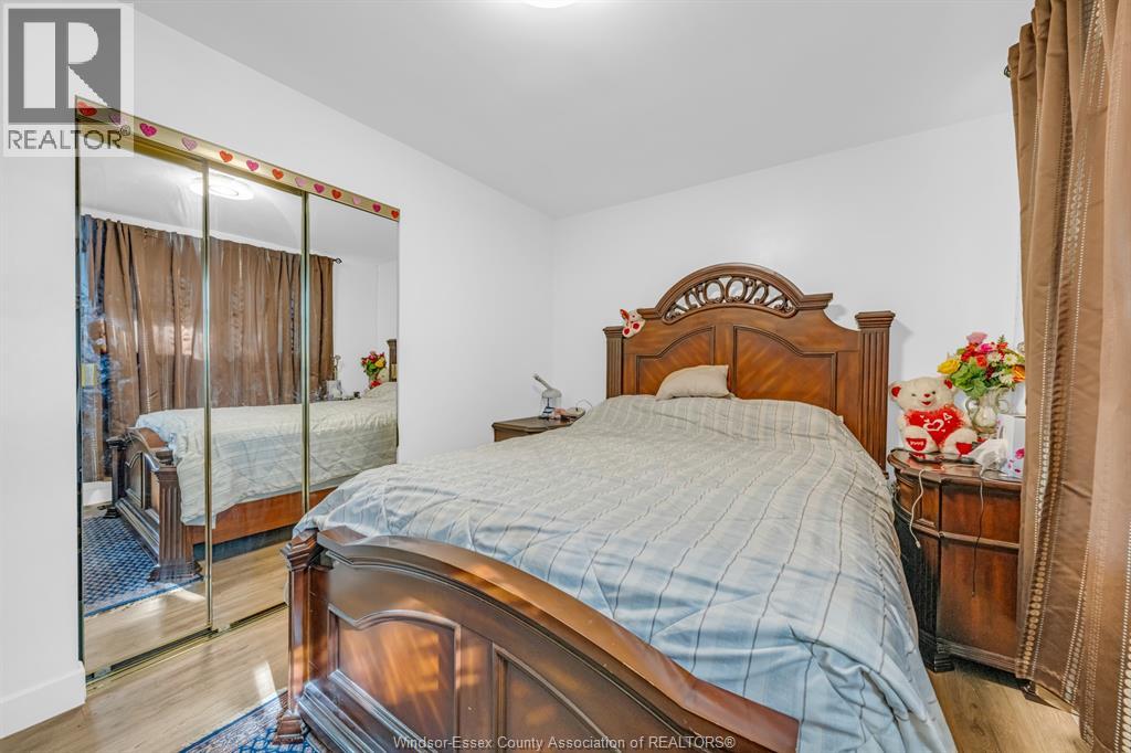 3226 WOODLAWN AVENUE - Image 17