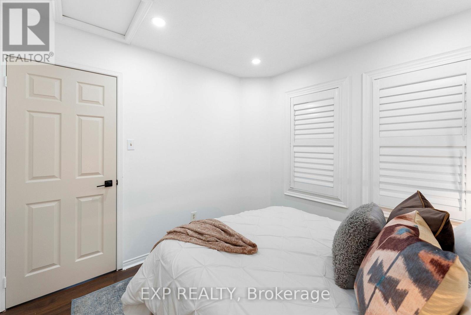 42 FIELDNEST CRESCENT - Image 18