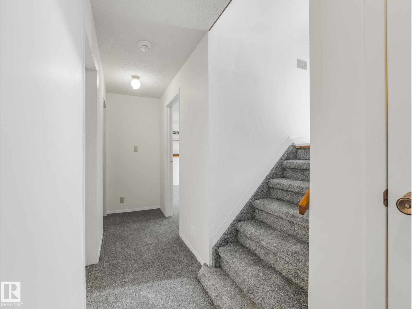 4512 20A AV NW - 30