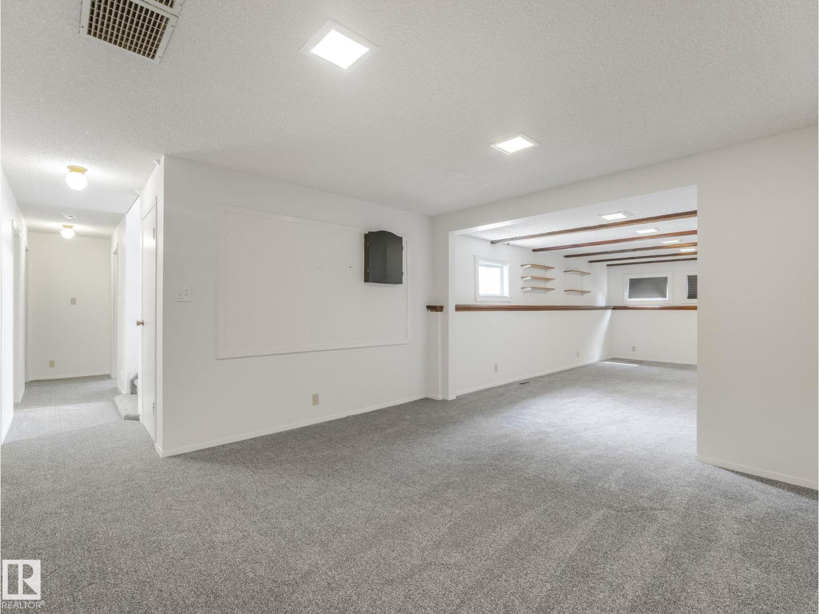 4512 20A AV NW - Image 38