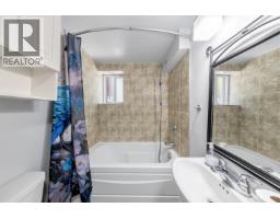 11914 212 Street, Maple Ridge, BC V2X7X1 Photo 25