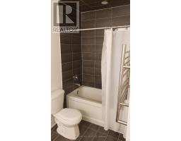 56 Golden Hawk Drive, Hamilton, ON L8B1W9 Photo 24