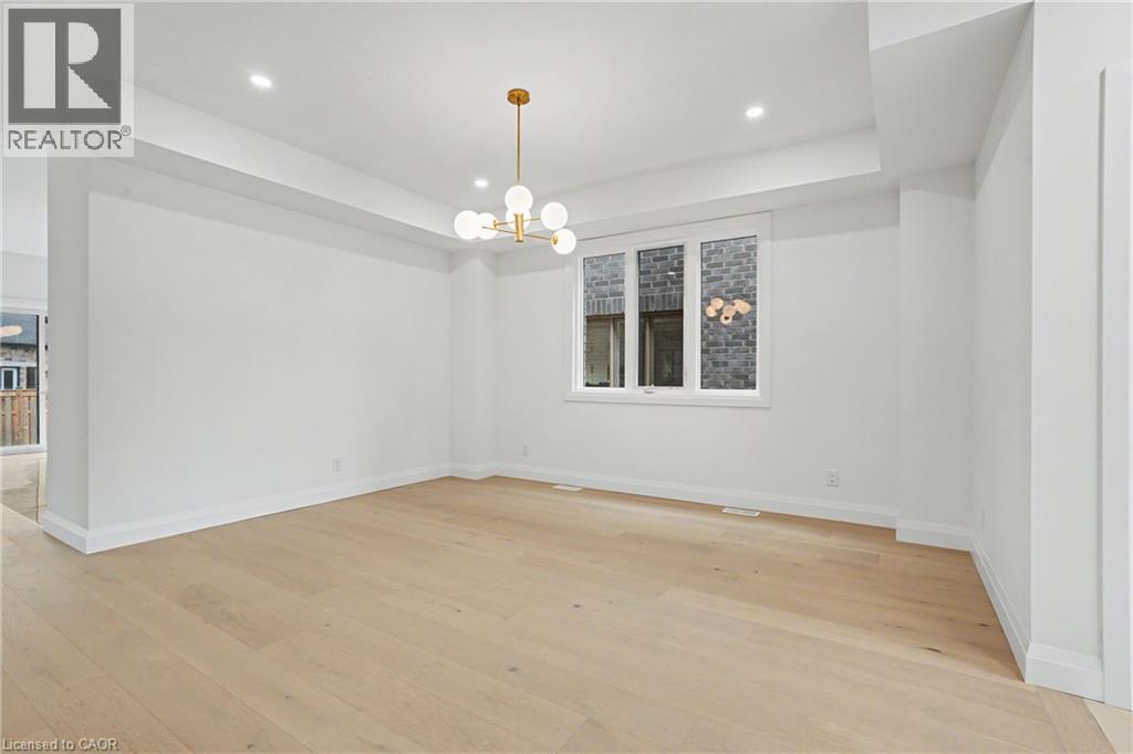 386 SOUTHCOTE Road - 6