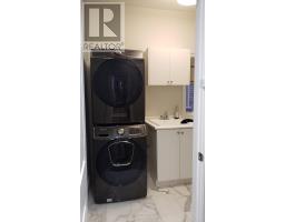 56 Golden Hawk Drive, Hamilton, ON L8B1W9 Photo 11