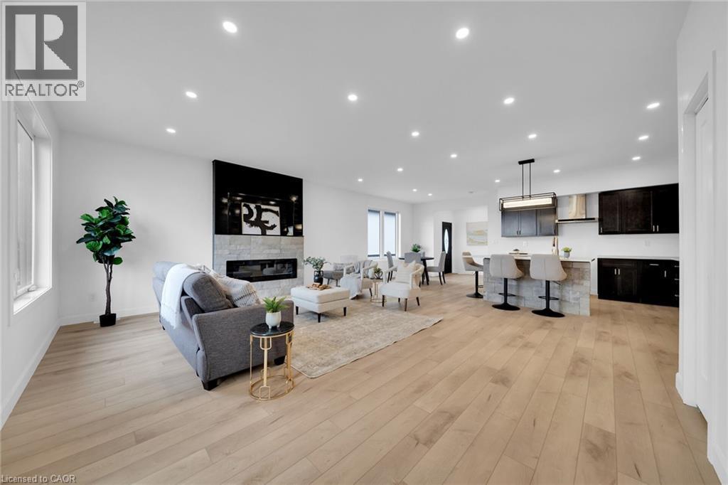 4093 RAINHAM Road - 9