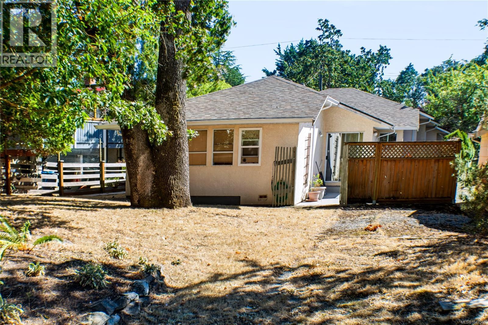  1650 Midgard Avenue, Saanich