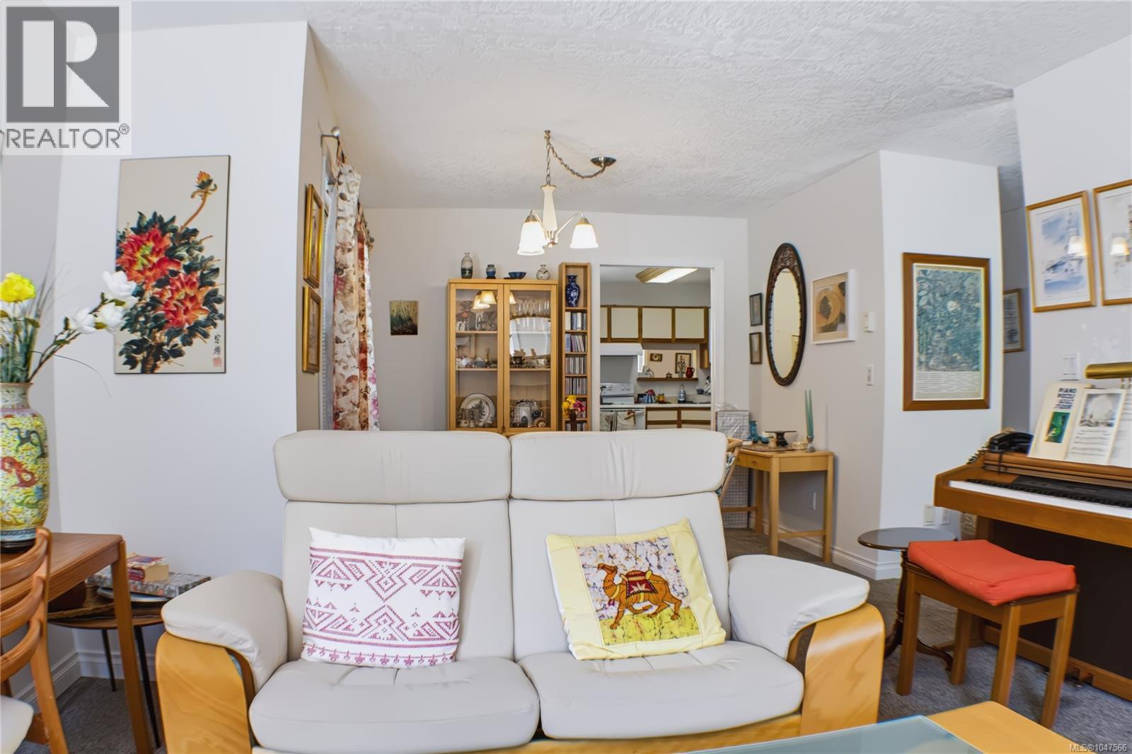  1650 Midgard Avenue, Saanich