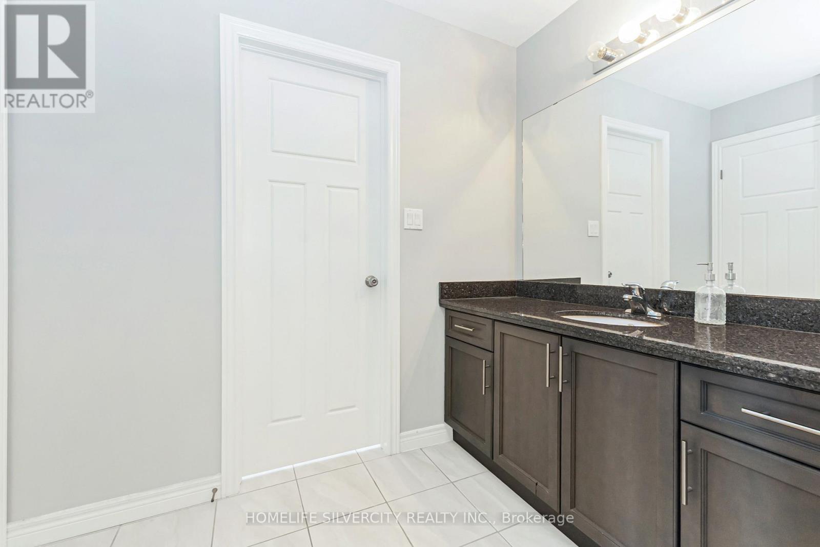 153 MEDICI LANE - Image 26