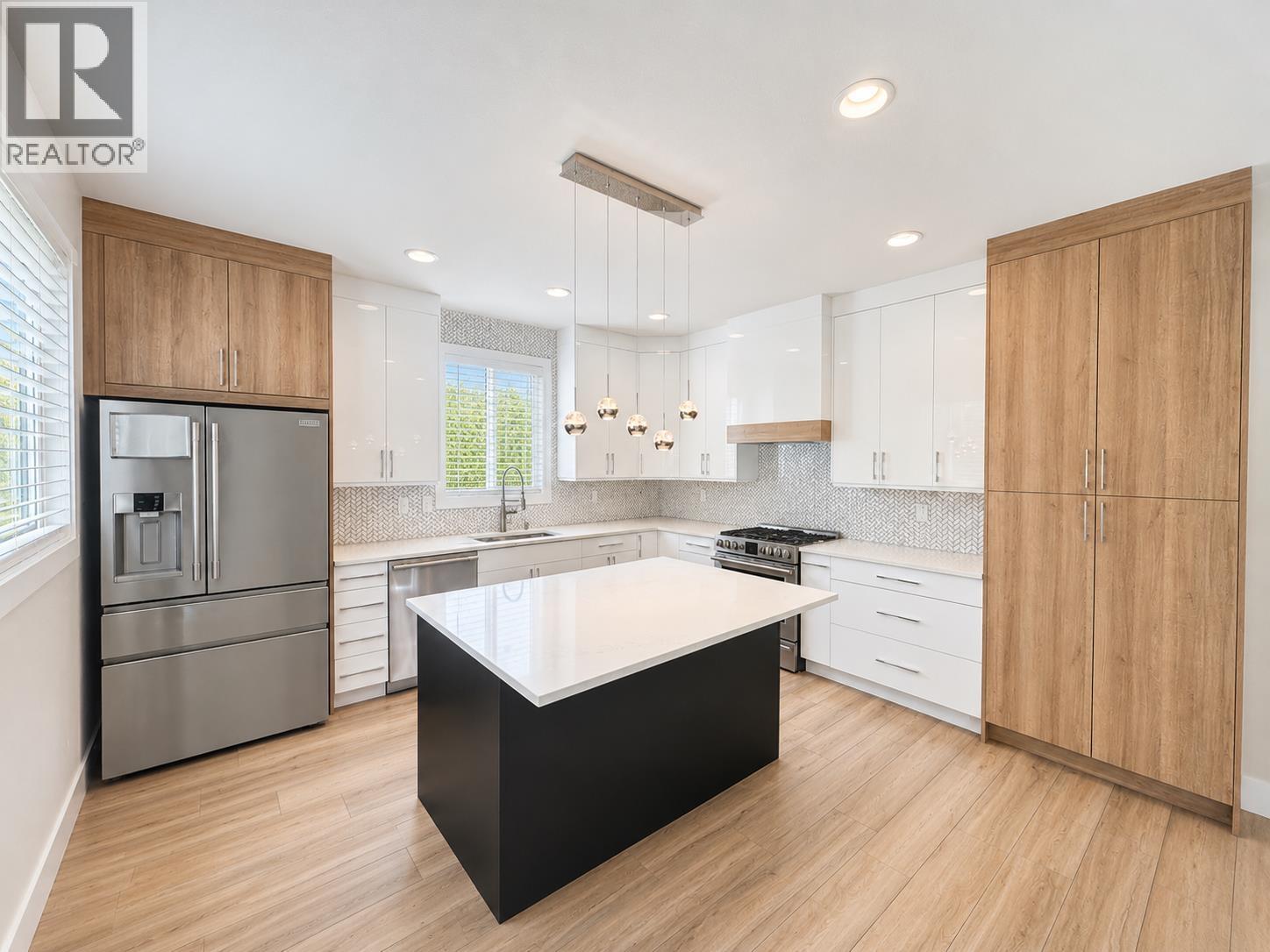 3731 PARKVIEW CRESCENT - Image 10