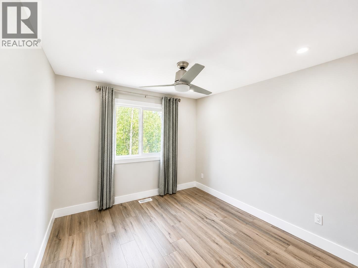 3731 PARKVIEW CRESCENT - Image 28