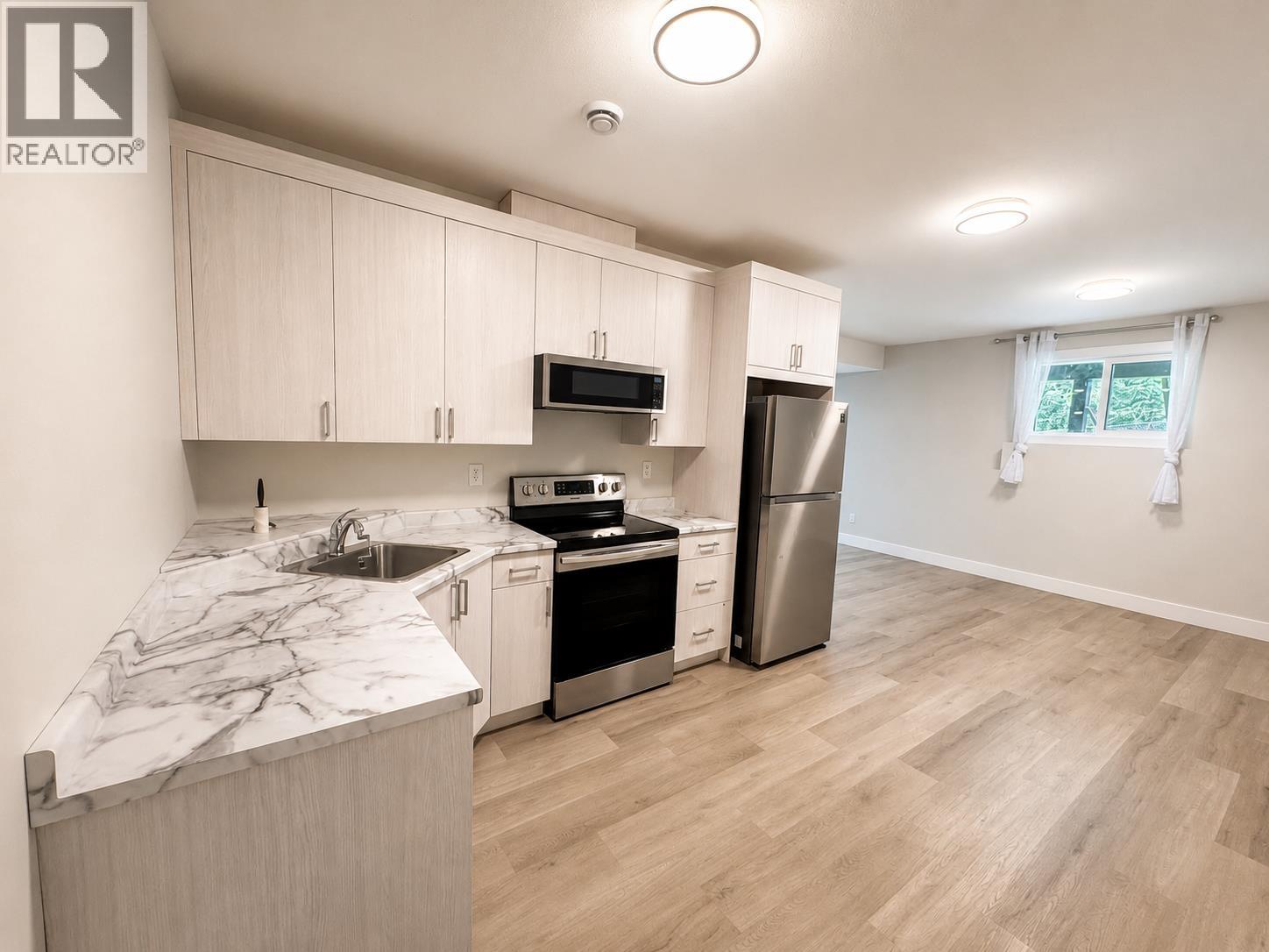 3731 PARKVIEW CRESCENT - Image 32